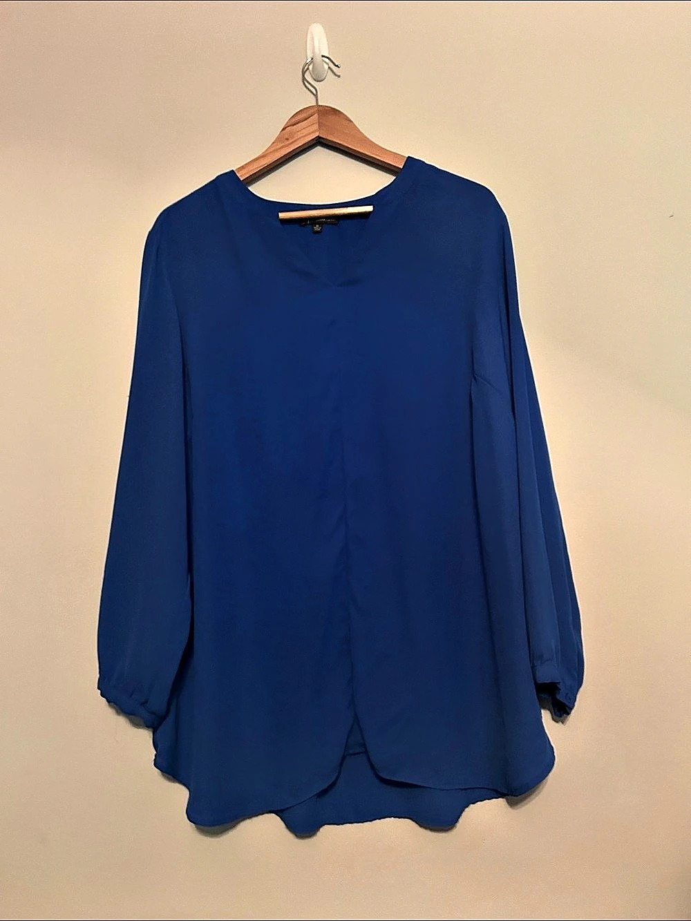 Adrianna Papell Blue Long Sleeve Blouse Size 2X Like New